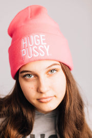 HUGE PUSSY BEANIE - PINK